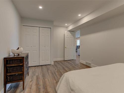 943 Guest Road, West Kelowna, BC - Indoor Photo Showing Bedroom