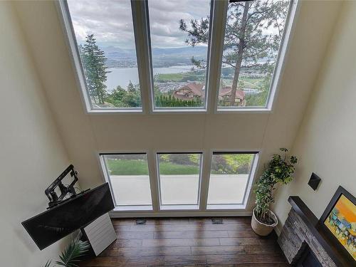 943 Guest Road, West Kelowna, BC - Indoor Photo Showing Other Room