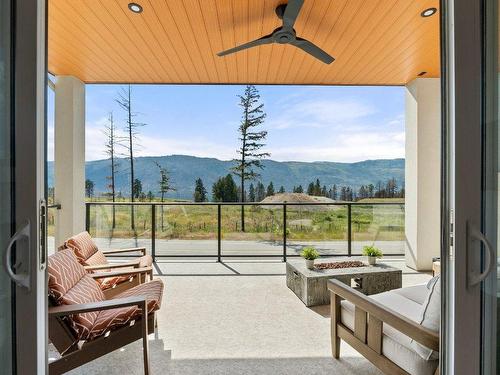 #27-10100 Tyndall Road, Lake Country, BC - Outdoor With Exterior