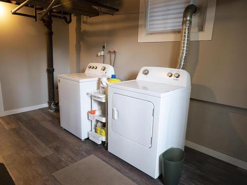 130 Selkirk Street North, Thunder Bay, ON - Indoor Photo Showing Laundry Room