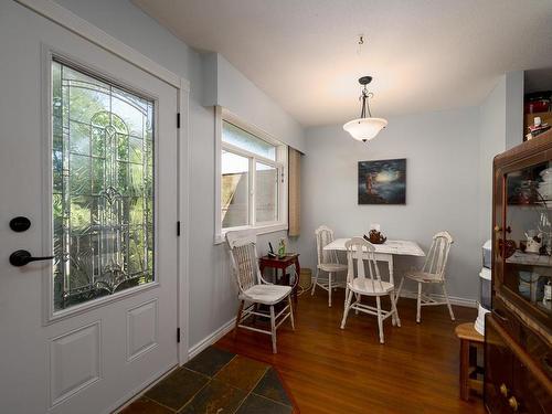 287 Reighmount Drive, Kamloops, BC - Indoor Photo Showing Dining Room