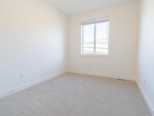 113-8960 Dallas Drive, Kamloops, BC - Indoor Photo Showing Other Room