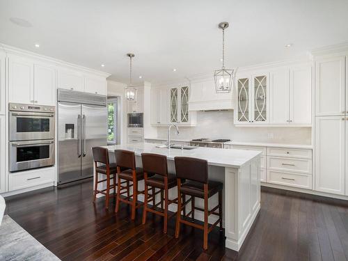 Kitchen - 69 Av. Kirkwood, Beaconsfield, QC - Indoor Photo Showing Kitchen With Upgraded Kitchen