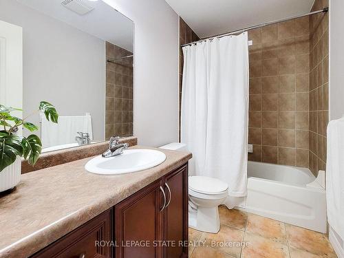 110 Marina Point Cres, Hamilton, ON - Indoor Photo Showing Bathroom