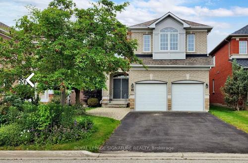 10 Bayfield Dr, Richmond Hill, ON - Outdoor