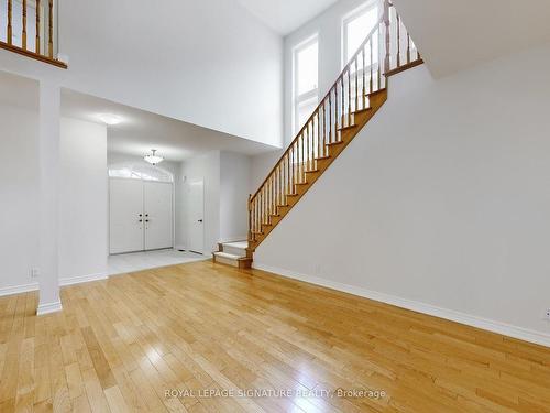 10 Bayfield Dr, Richmond Hill, ON - Indoor Photo Showing Other Room