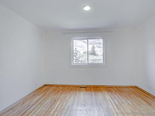 3424 Homark Dr, Mississauga, ON - Indoor Photo Showing Other Room