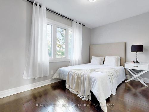 2A Tedder St, Toronto, ON - Indoor Photo Showing Bedroom