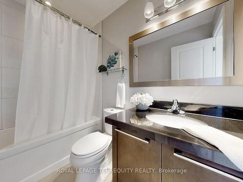 2A Tedder St, Toronto, ON - Indoor Photo Showing Bathroom