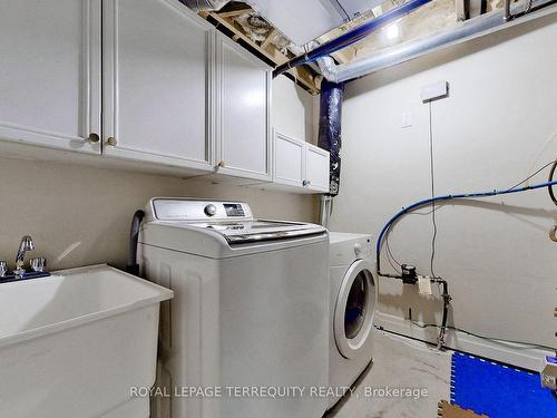 2A Tedder St, Toronto, ON - Indoor Photo Showing Laundry Room