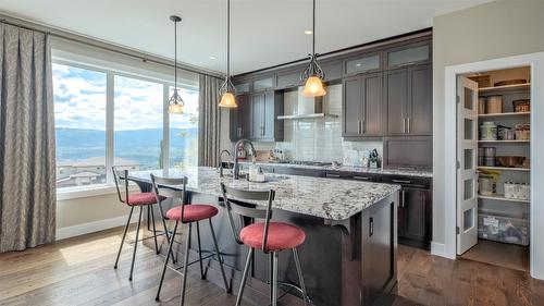 593 Harrogate Lane, Kelowna, BC - Outdoor With View