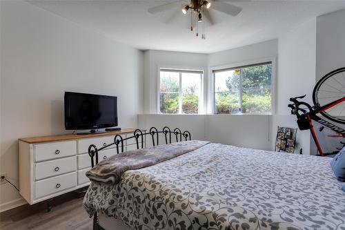 113-3163 Richter Street, Kelowna, BC - Indoor Photo Showing Bedroom