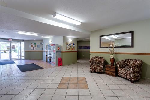 113-3163 Richter Street, Kelowna, BC - Indoor Photo Showing Other Room