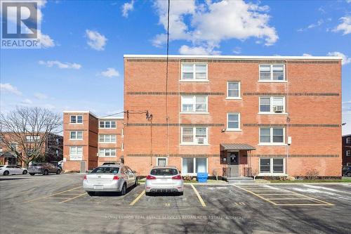 3A - 5 East 36Th Street, Hamilton, ON - Outdoor