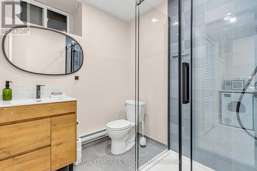 252 Fulton Avenue, Toronto, ON - Indoor Photo Showing Bathroom