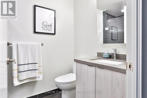 225 - 8868 Yonge Street, Richmond Hill, ON - Indoor Photo Showing Bathroom