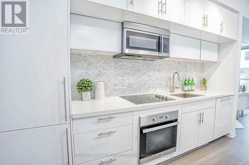 603 - 8 Mercer Street, Toronto, ON - Indoor Photo Showing Kitchen With Upgraded Kitchen