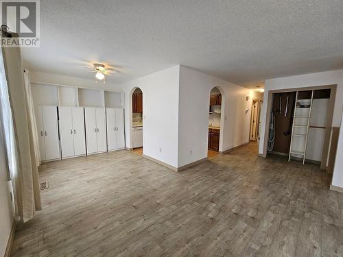 4420 Baldy Way, Chetwynd, BC - Indoor Photo Showing Other Room