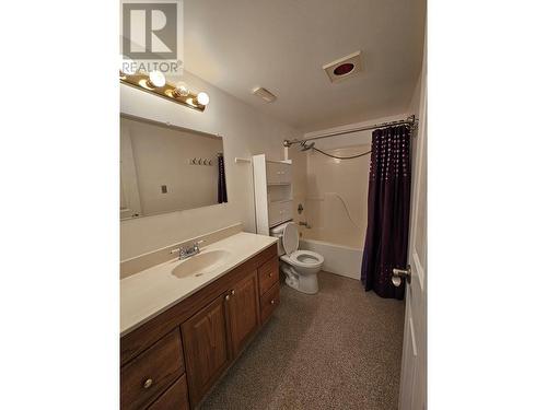 4420 Baldy Way, Chetwynd, BC - Indoor Photo Showing Bathroom