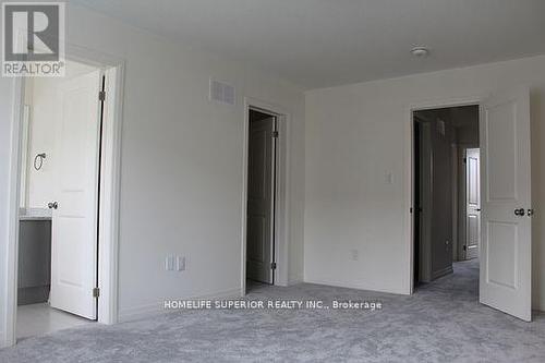 35 Caspian Square, Clarington, ON - Indoor Photo Showing Other Room