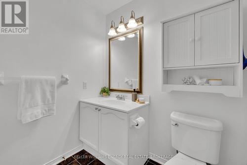 27 Guildwood Drive, Clarington, ON - Indoor Photo Showing Bathroom