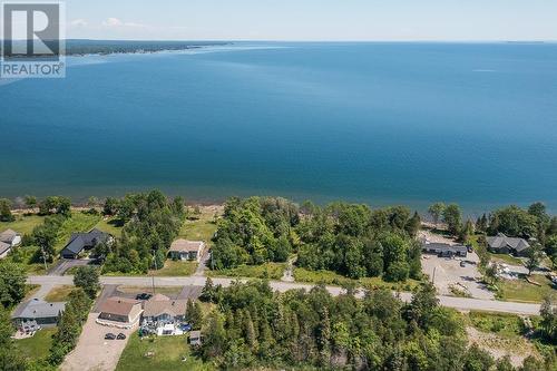 55 Lighthouse Point Dr, Thessalon, ON 