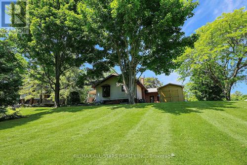 86 Clifton Street, Kawartha Lakes, ON - Outdoor