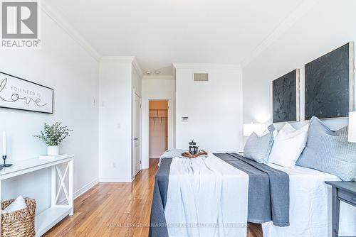 19 Logan Lane, Kawartha Lakes, ON - Indoor Photo Showing Bedroom