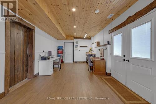 87 Loon Street, Kawartha Lakes, ON - Indoor Photo Showing Other Room