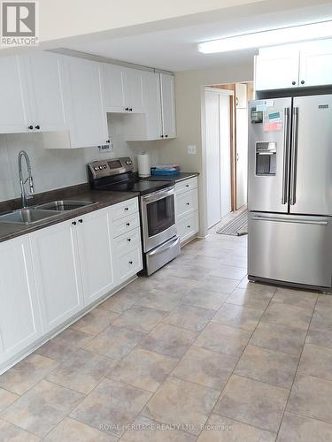 124 North Street, Kawartha Lakes, ON - Indoor Photo Showing Kitchen With Double Sink