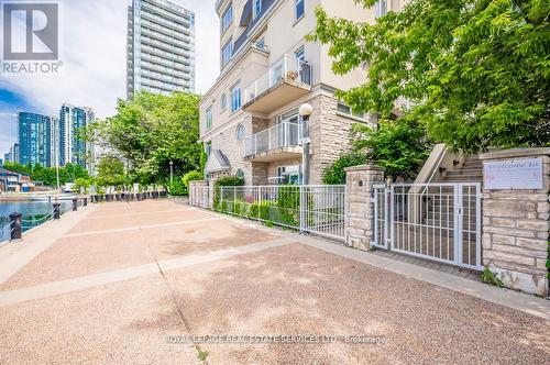 631 - 38 Stadium Road, Toronto (Niagara), ON - Outdoor