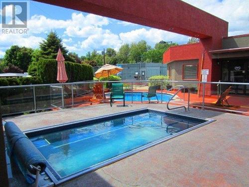 415 Commonwealth Road Unit# 348 Lot# 348, Kelowna, BC - Outdoor With In Ground Pool With Deck Patio Veranda