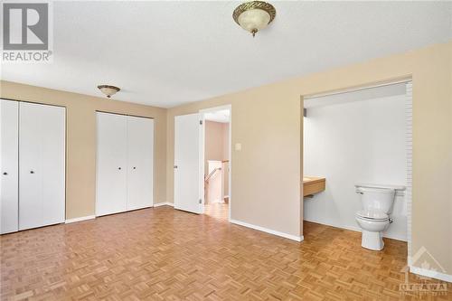 Primary and two-piece ensuite - 137 Mcclellan Road, Ottawa, ON - Indoor Photo Showing Other Room