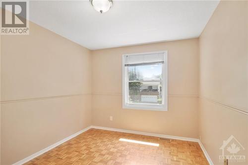 Bedroom 2 - 137 Mcclellan Road, Ottawa, ON - Indoor Photo Showing Other Room