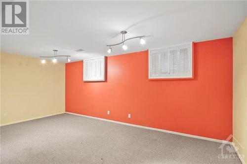 Opposite view family room - 137 Mcclellan Road, Ottawa, ON - Indoor Photo Showing Other Room