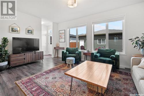 413 Brighton Boulevard, Saskatoon, SK - Indoor Photo Showing Living Room