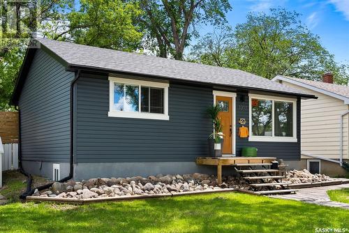 1307 Horace Street, Regina, SK - Outdoor With Exterior