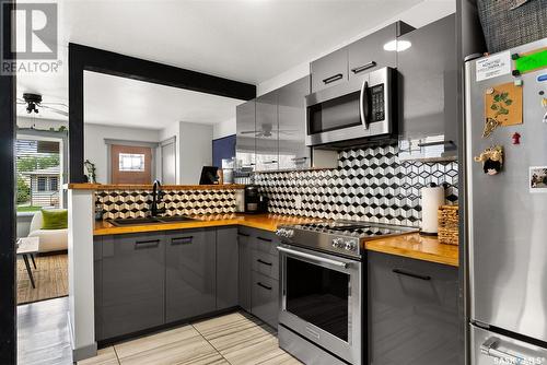 1307 Horace Street, Regina, SK - Indoor Photo Showing Kitchen With Stainless Steel Kitchen With Double Sink