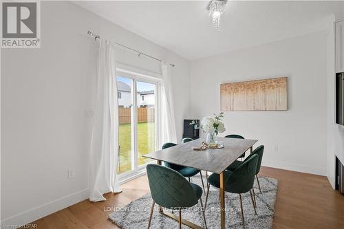 1555 Bob Schram Way, London, ON - Indoor Photo Showing Dining Room