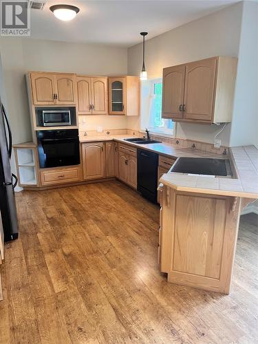 4 Commercial Street, Happy Valley - Goose Bay, NL - Indoor Photo Showing Kitchen