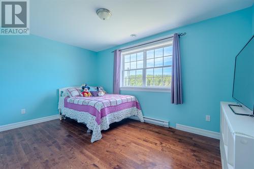 400 Blackhead Road, St. John'S, NL - Indoor Photo Showing Bedroom