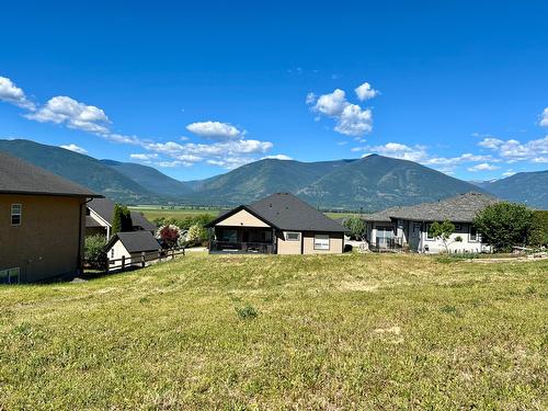 919 Hawkview Drive, Creston, BC 