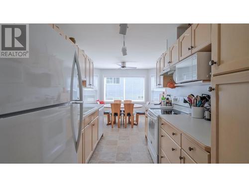 254 Scott Avenue Unit# 202, Penticton, BC - Indoor Photo Showing Kitchen