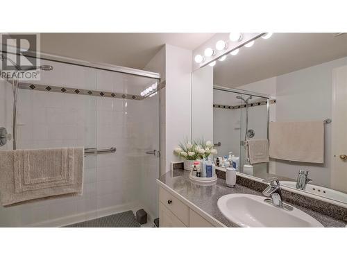 254 Scott Avenue Unit# 202, Penticton, BC - Indoor Photo Showing Bathroom