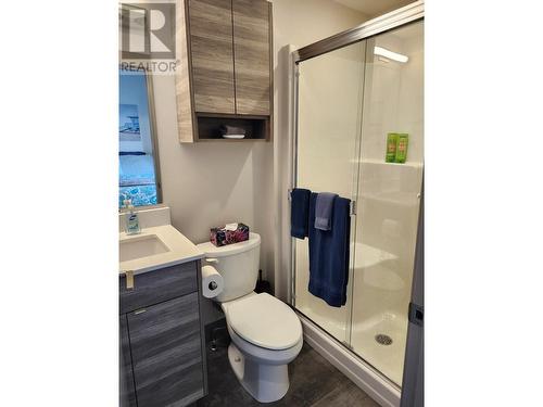 2555 Lakeshore Road Unit# 509, Vernon, BC - Indoor Photo Showing Bathroom