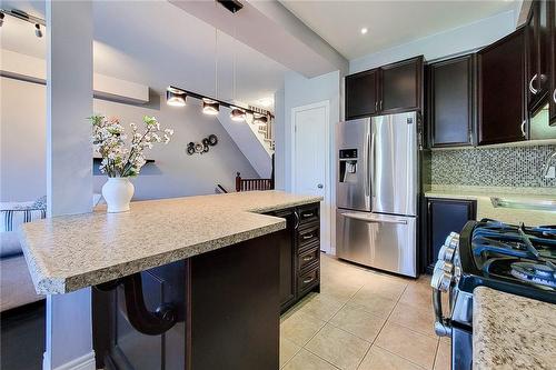 110 Marina Point Crescent, Hamilton, ON - Indoor Photo Showing Kitchen With Stainless Steel Kitchen With Double Sink