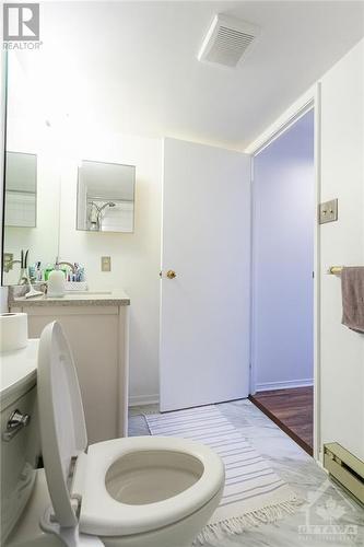 222 Guigues Avenue Unit#201, Ottawa, ON - Indoor Photo Showing Bathroom