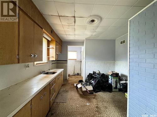 222 Main Street, Earl Grey, SK - Indoor Photo Showing Kitchen