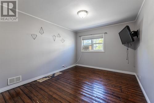 98 Brazil Street, St. John'S, NL - Indoor Photo Showing Other Room