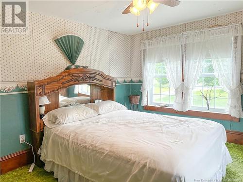 250-251 Mckenna Road, Newburg, NB - Indoor Photo Showing Bedroom